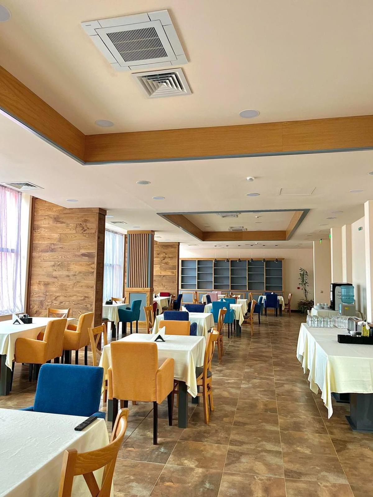 City Plaza Botevgrad Exterior foto
